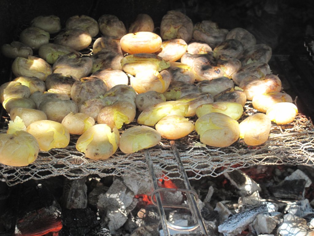 pommes de terre écrasées au BBQ