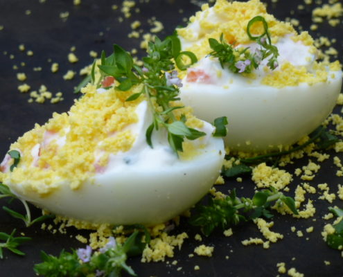 oeufs mimosa ail et fines herbes