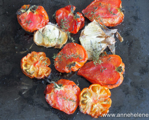 Des tomates cuites au four, c'est super bon !