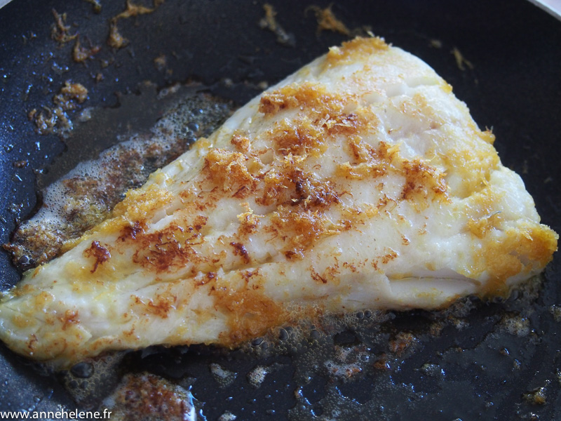 Filets de poisson meunière