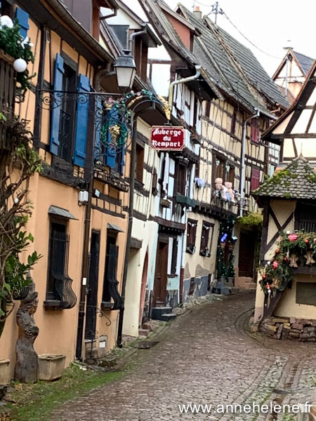 Eguisheim centre ville route vins