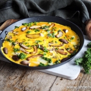 Omelette plate aux champignons